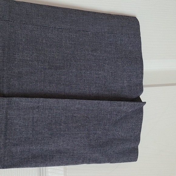 Banana Republic Dress Pants - Picture 4 of 7